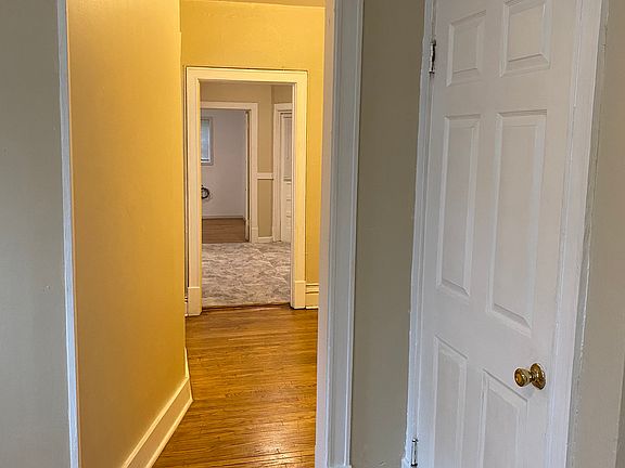3rd image of 7239 Stanley Ave #2W