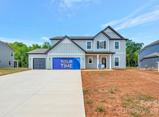221 Amber Glen Dr, Locust, NC 28097