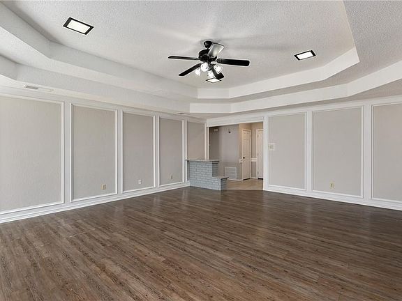 4th image of 6510 Country Creek Dr