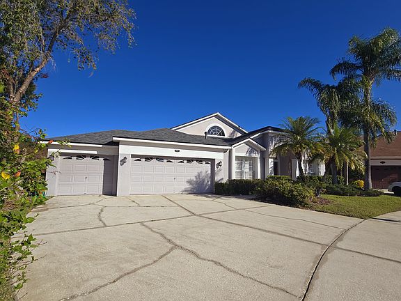 3rd image of 10410 Riverburn Dr