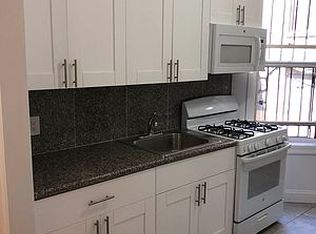 1495 E 10th St APT 1R, Brooklyn, NY 11230
