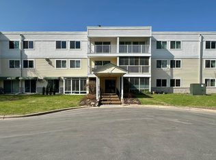 132 Demont Ave E APT 138, Little Canada, MN 55117