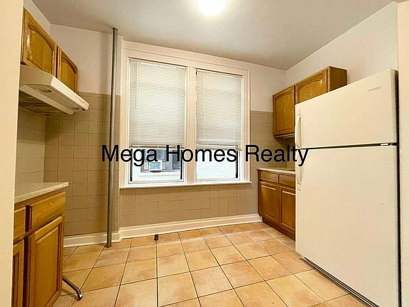 3rd image of 30-19 33rd St #1F
