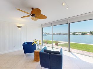 550 Riomar Dr APT 24, Vero Beach, FL 32963