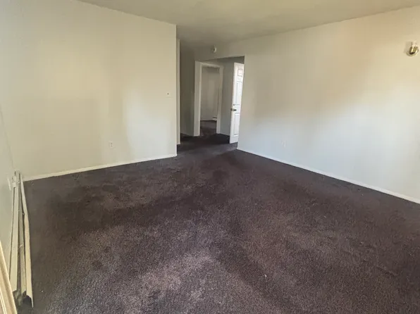 (undisclosed Address), Copiague, NY 11726