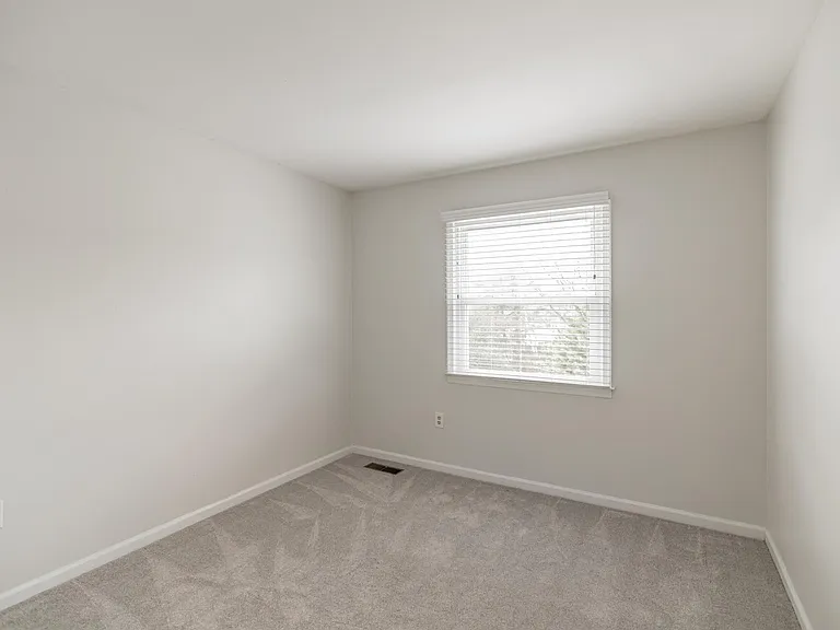 8904 Spur Rd — Photo 13