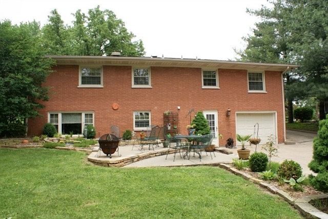 2nd image of 3122 Allens Ln