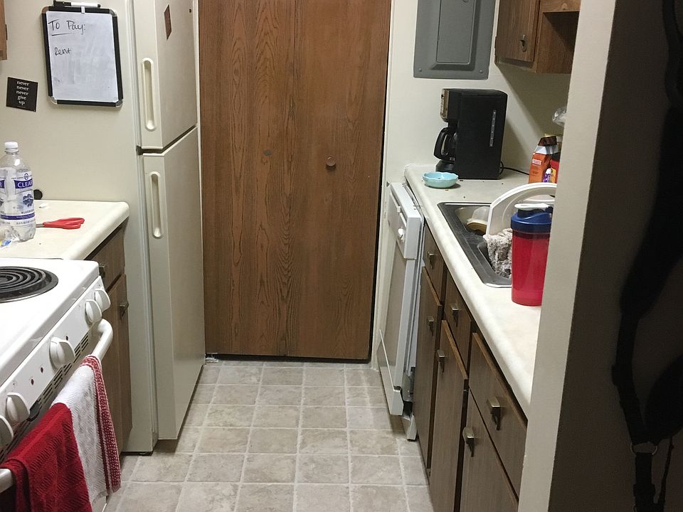 1st image of 3212 New London Ct APT 114