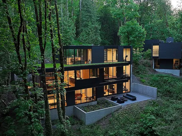 428 NW Royal Blvd, Portland, OR 97210