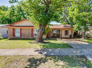 4006 Ivy Ridge St, Dallas, TX 75241