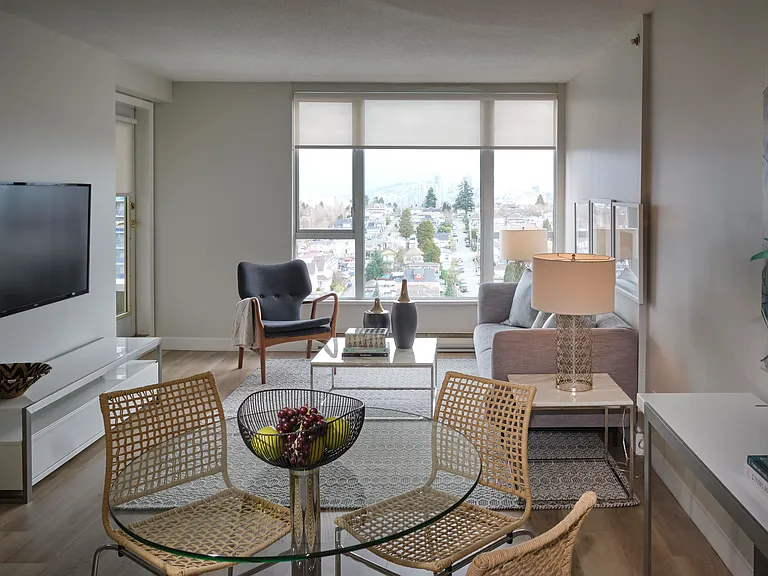 3433 Crowley Dr — Photo 3