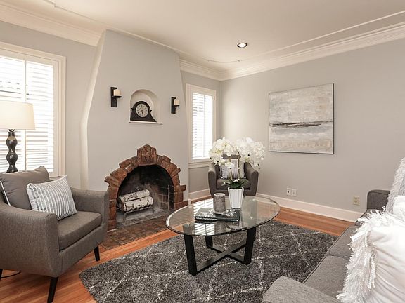 4th image of 1069 Byerley Ave