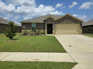 713 W Creek Dr, Royse City, TX 75189