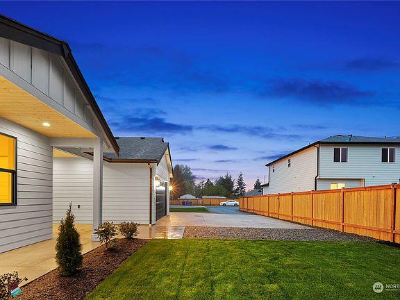3rd image of 10411 20th Avenue Ct E