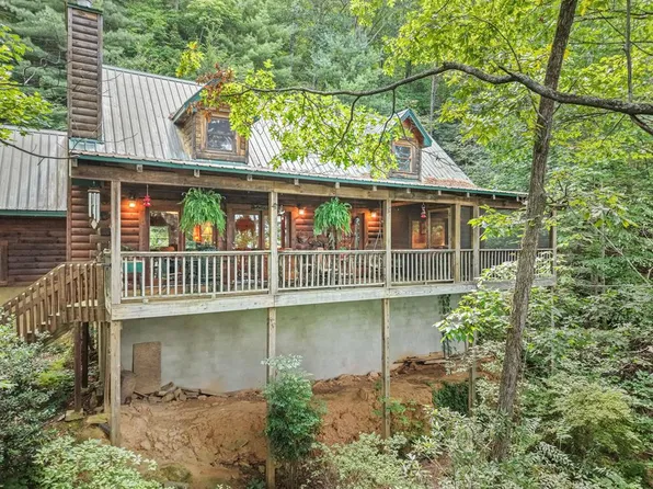 226 Signal Rdg, Sylva, NC 28779