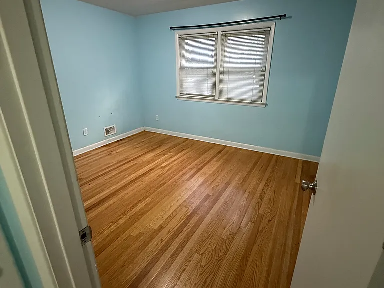 227 Clendenny Ave — Photo 8