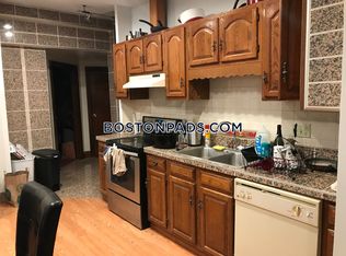 168 Auburn St #A2, Cambridge, MA 02139