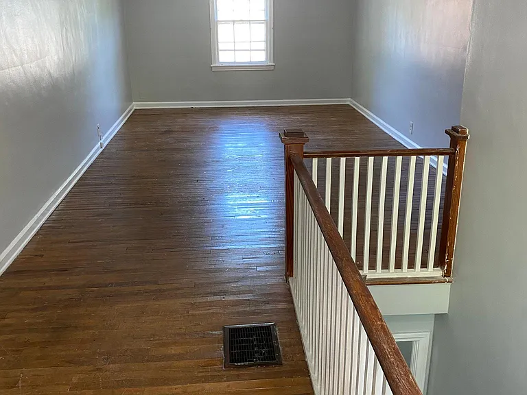 5757 N Keystone Ave — Photo 9