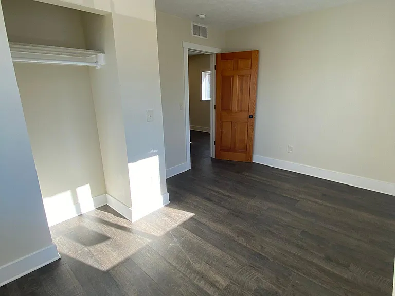 1574 Forrest Ave NE — Photo 15
