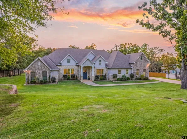 1401 Vanderbilt Dr, Tyler, TX 75703