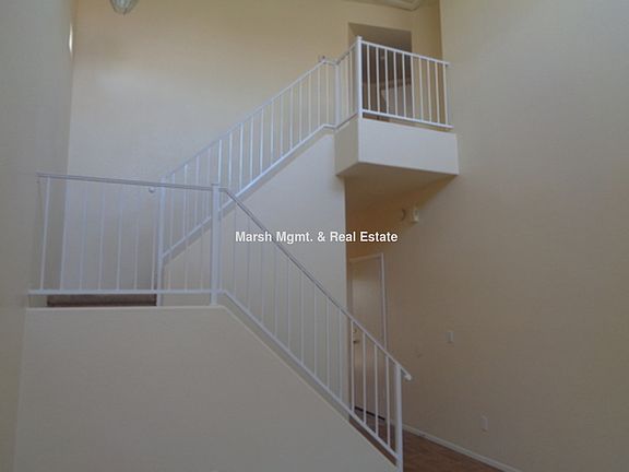 3rd image of 1007 W Janice Dr