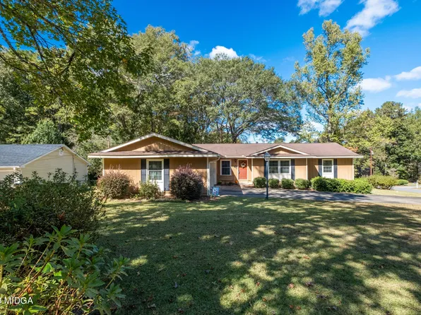 1145 Clairmont Pl, Macon, GA 31204