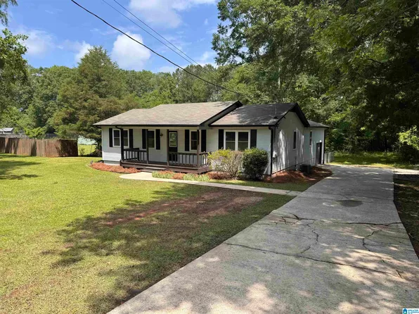 907 Burnt Pine Dr, Maylene, AL 35114