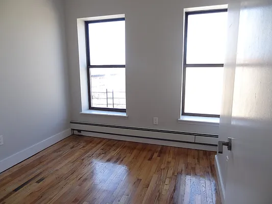 Rented by Miron Realty Group | media 98