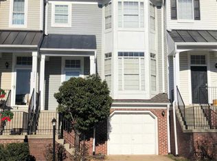 20542 Willoughby Sq, Sterling, VA 20165