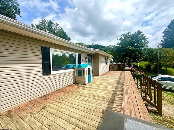 5th image of 538 Valley Chapel Rd