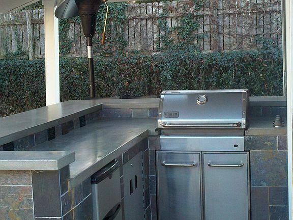 4th image of 2657 Sewell St