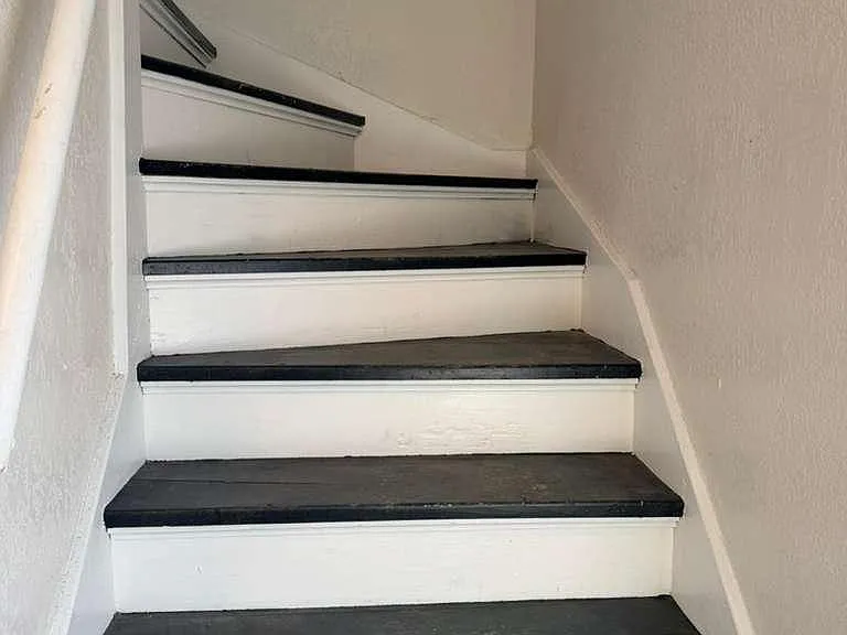 Unit Photo