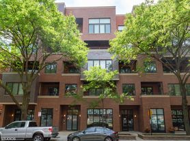1937 W Diversey Pkwy, Chicago, IL