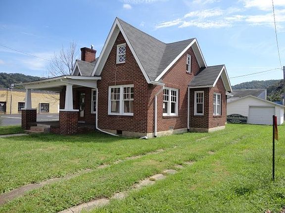 2nd image of 716 Broadway St