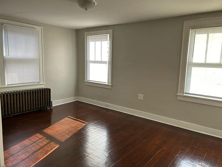 712 S Cameron St — Photo 17