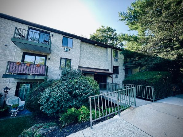 21 Dougherty Blvd APT V3, Glen Mills, PA 19342