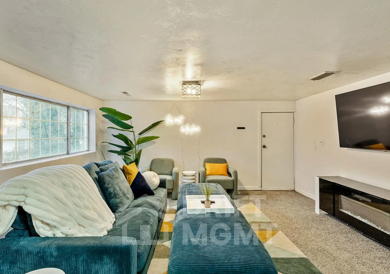 4233 S Holladay Blvd - 4233 S Holladay Blvd, Salt Lake City, UT, 84124 (downstairs) — Photo 2