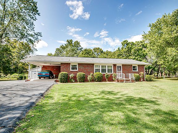 2nd image of 2032 Diana Ave