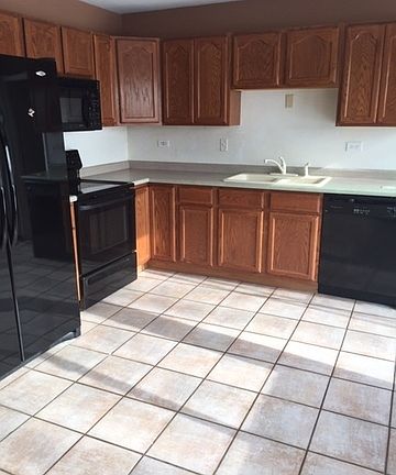 2nd image of 2164 Cinema Dr E