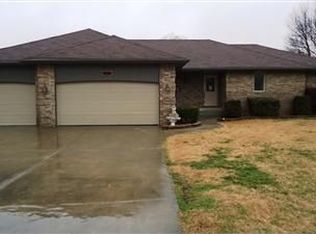 2203 S 20th Ave, Ozark, MO 65721