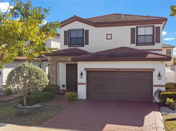 10521 W 35th Way, Hialeah, FL 33018