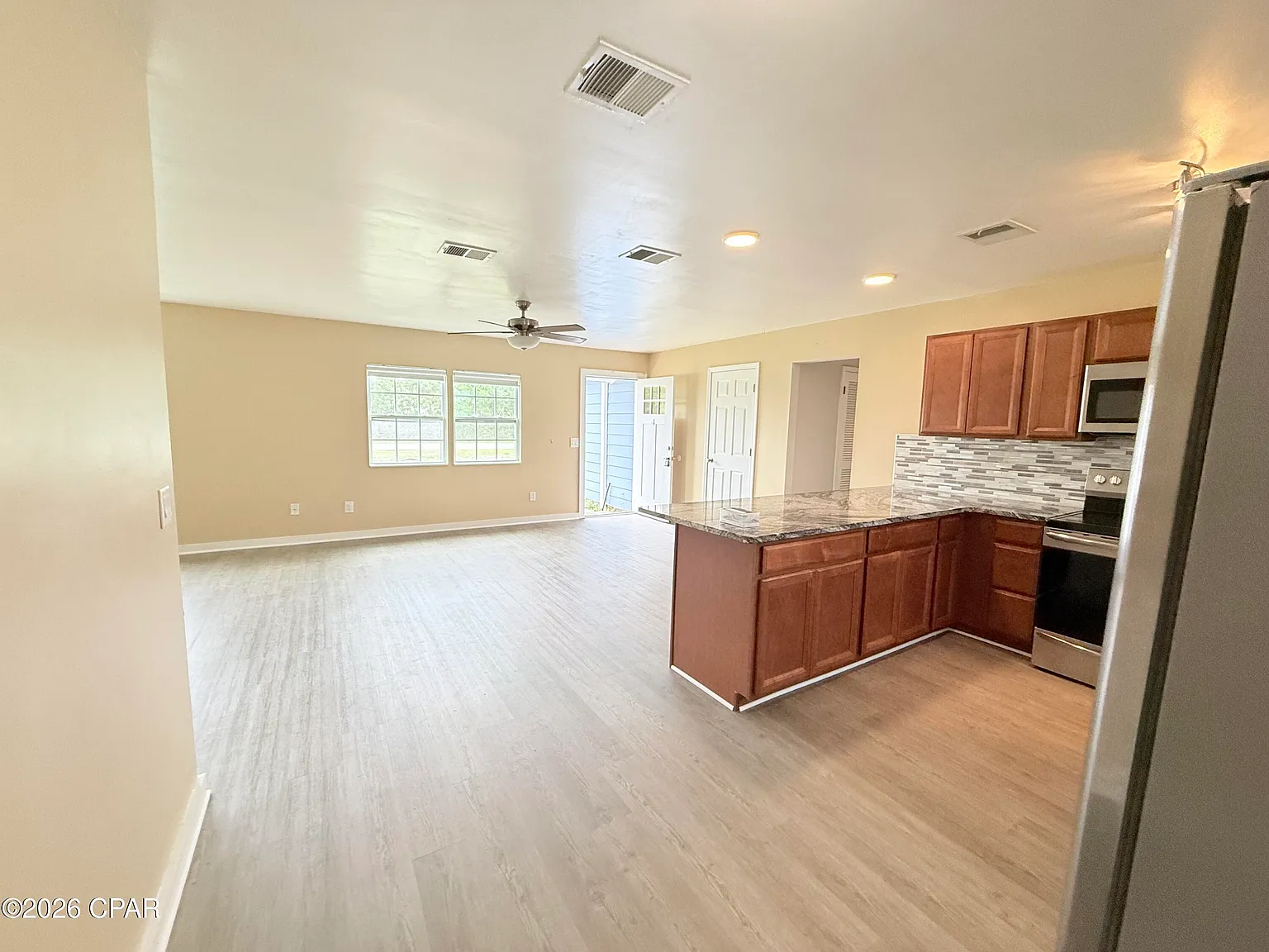 4 bed, 1498 sqft, $1,995 — Photo 4