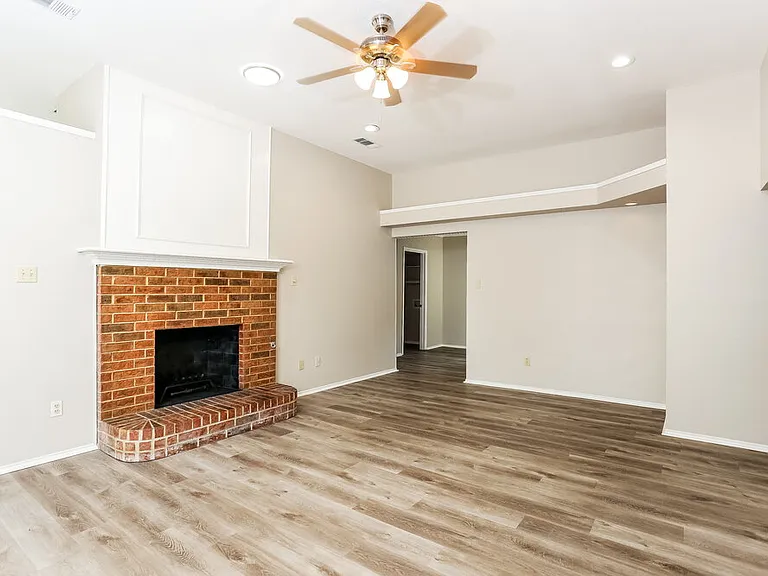 101 Streamside Dr #A1 — Photo 5