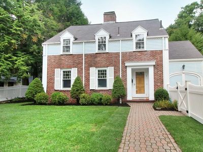 12 Solon St, Newton, MA, 02461
