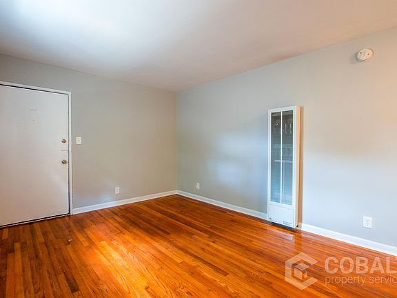 4th image of 767 Greenwood Ave NE #3