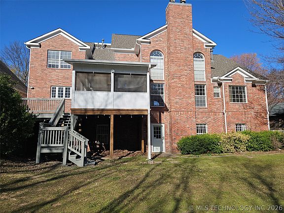 4th image of 10617 S Oxford Ave