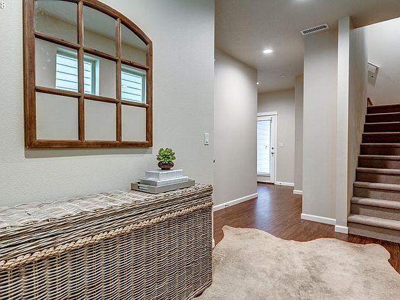 3rd image of 3305 NE 74th St
