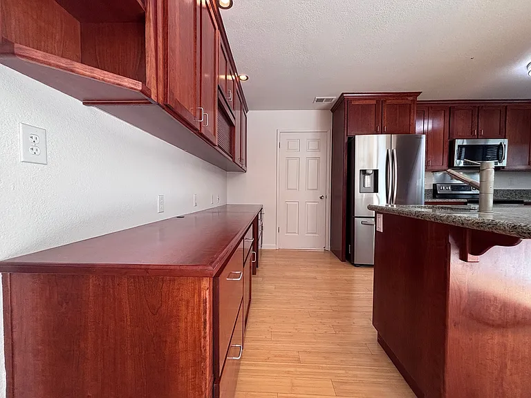 3099 Pecan Cir — Photo 10