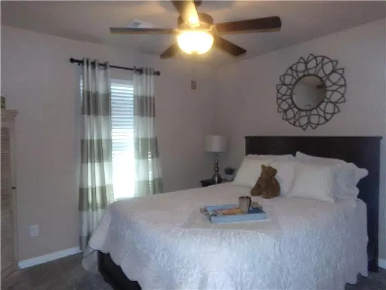 811 E Asher Dr — Photo 7