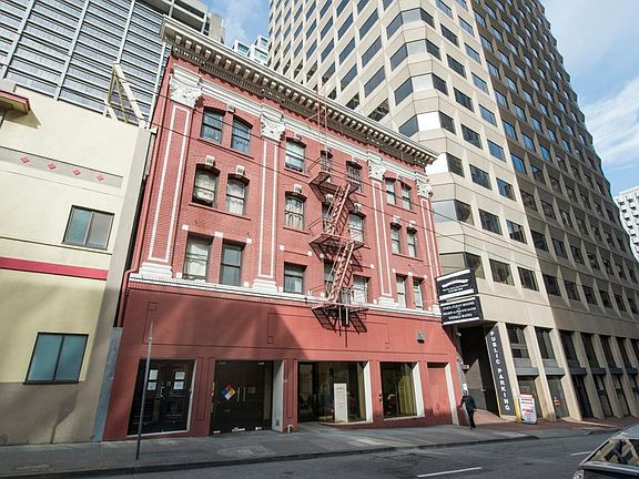 3rd image of 640 Clay St #2
